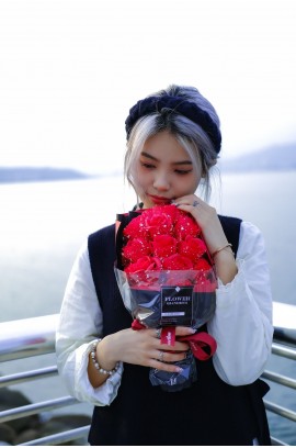[現貨發售] Eternal Florist - 石鹼香皂永生花束21朵連禮盒 / Rose